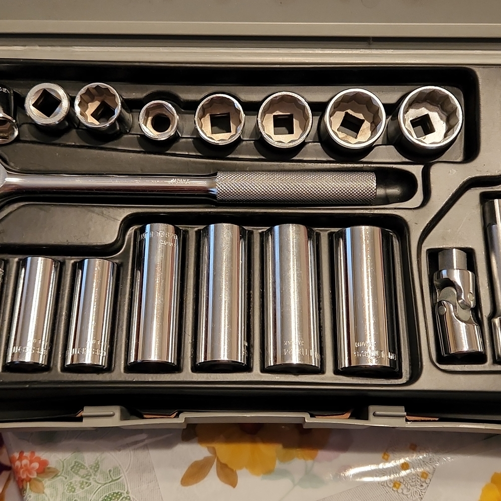 🆕Crescent socket wrench kit - Picture 5 of 6